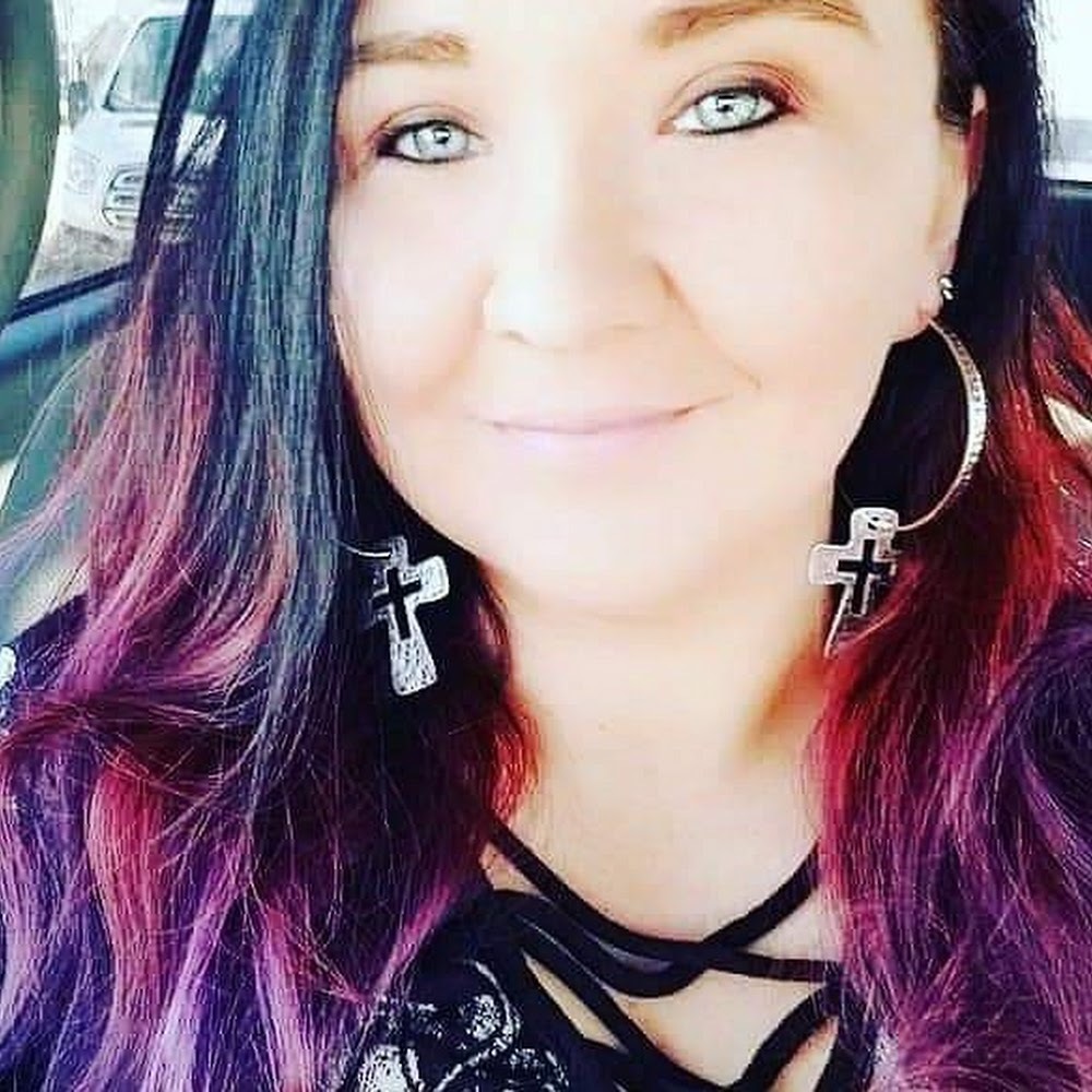 Meet your Posher, Brenda